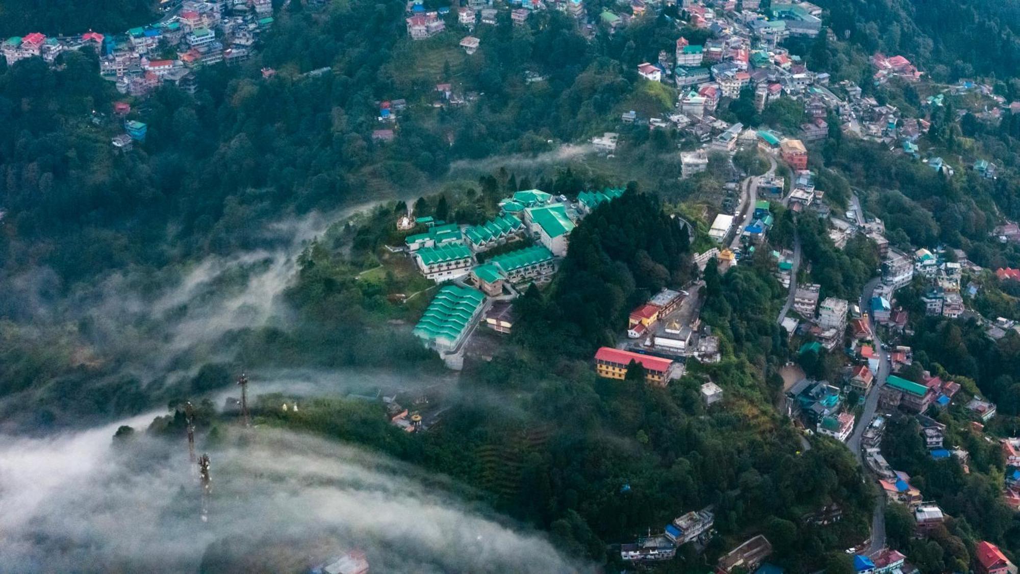 Sterling Darjeeling Hotel Darjeeling  Exterior photo